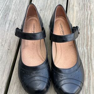 Comfort Plus by Predictions Black Flats